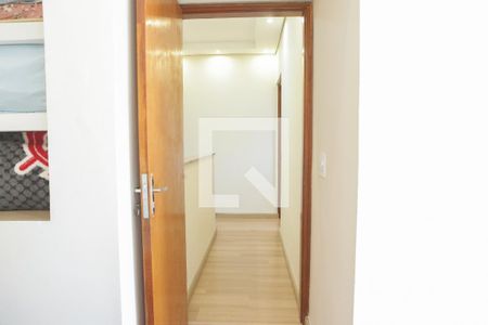 Casa à venda com 187m², 3 quartos e 3 vagasCorredor dos quartos e suite 