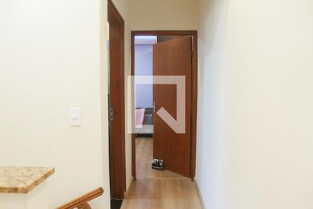 Casa à venda com 187m², 3 quartos e 3 vagasCorredor dos quartos e suite 