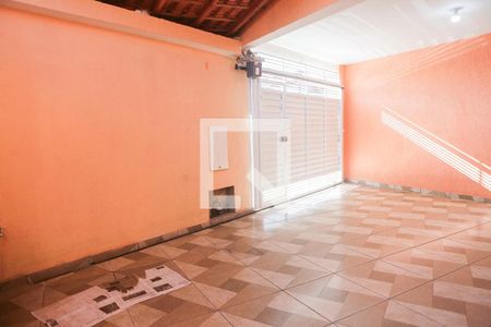 Casa à venda com 187m², 3 quartos e 3 vagasGaragem e Quintal