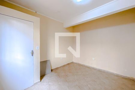 Quarto de casa para alugar com 1 quarto, 50m² em Vila Bertioga, São Paulo