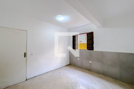 Sala de casa para alugar com 1 quarto, 50m² em Vila Bertioga, São Paulo