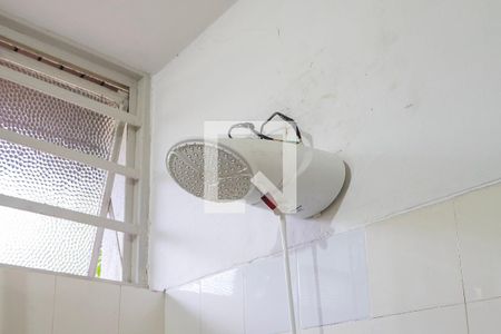 Casa à venda com 453m², 6 quartos e 4 vagas Casa à venda com 453m², 6 quartos e 4 vagasBanheiro 2