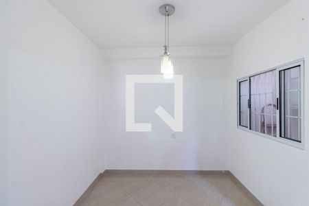 Casa para alugar com 200m², 2 quartos e 2 vagasCopa