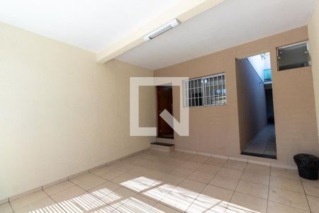 Casa para alugar com 200m², 2 quartos e 2 vagasGaragem