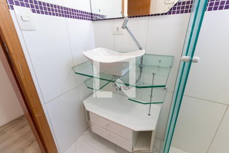 Casa para alugar com 200m², 2 quartos e 2 vagasBanheiro 2