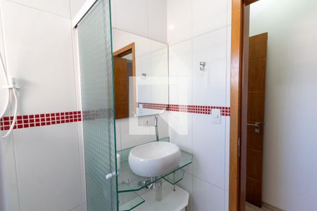 Casa para alugar com 200m², 2 quartos e 2 vagasBanheiro da Suíte