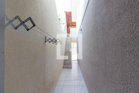 Casa para alugar com 200m², 2 quartos e 2 vagasCorredor