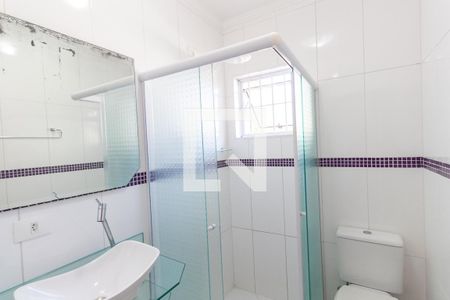 Casa para alugar com 200m², 2 quartos e 2 vagasBanheiro 2