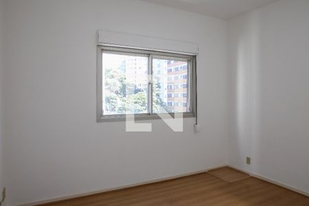 Apartamento para alugar com 98m², 3 quartos e 2 vagas Apartamento para alugar com 98m², 3 quartos e 2 vagasSuíte