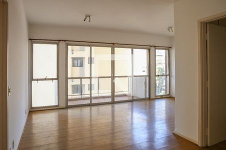 Apartamento para alugar com 98m², 3 quartos e 2 vagas Apartamento para alugar com 98m², 3 quartos e 2 vagasSala