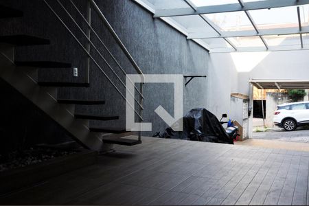 Quintal de casa à venda com 3 quartos, 200m² em Vila Pereira Cerca, São Paulo