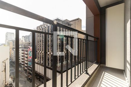 Varanda de kitnet/studio para alugar com 1 quarto, 26m² em República, São Paulo