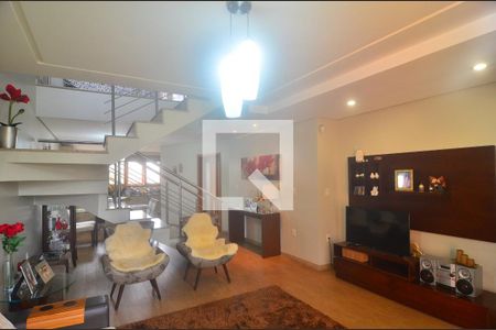 Sala de casa à venda com 4 quartos, 199m² em Harmonia, Canoas