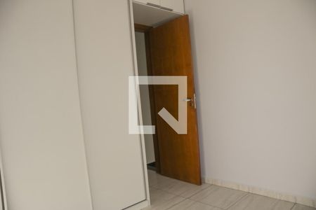 Quarto 2 de casa de condomínio para alugar com 2 quartos, 60m² em Vila Constança, São Paulo