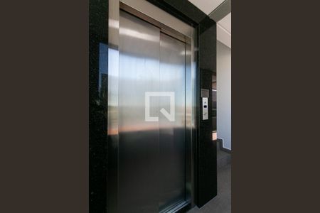 Apartamento para alugar com 40m², 2 quartos e sem vaga Apartamento para alugar com 40m², 2 quartos e sem vagaÁrea comum - Elevador