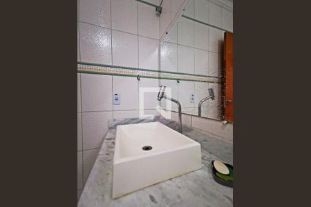 Casa para alugar com 250m², 3 quartos e 3 vagasBanheiro