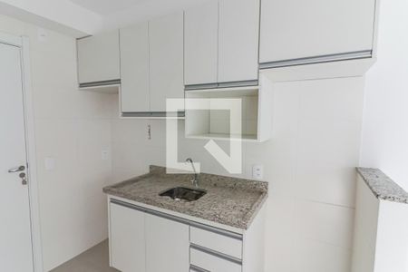 Sala / Cozinha / Lavanderia de apartamento para alugar com 2 quartos, 33m² em Jardim Celeste, São Paulo