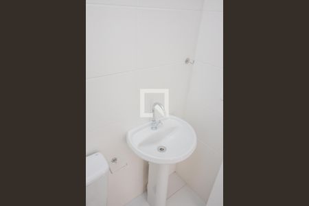 Apartamento para alugar com 33m², 2 quartos e sem vaga Apartamento para alugar com 33m², 2 quartos e sem vagaBanheiro