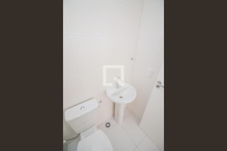 Apartamento para alugar com 33m², 2 quartos e sem vaga Apartamento para alugar com 33m², 2 quartos e sem vagaBanheiro