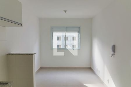 Sala / Cozinha / Lavanderia de apartamento para alugar com 2 quartos, 33m² em Jardim Celeste, São Paulo