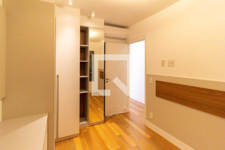 Apartamento para alugar com 165m², 3 quartos e 2 vagas Apartamento para alugar com 165m², 3 quartos e 2 vagasQuarto 3