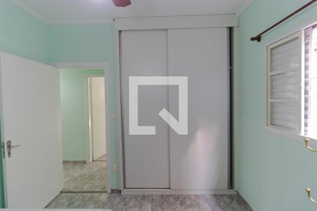 Casa à venda com 180m², 3 quartos e 4 vagasQuarto 02