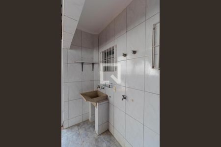 Casa à venda com 180m², 3 quartos e 4 vagasÁrea de Serviço