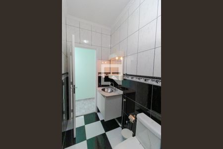 Casa à venda com 180m², 3 quartos e 4 vagasBanheiro 01