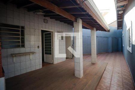 Casa à venda com 180m², 3 quartos e 4 vagasChurrasqueira