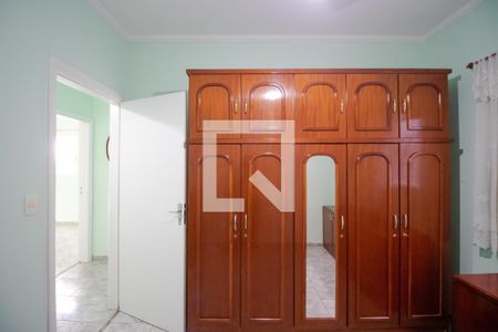 Casa à venda com 180m², 3 quartos e 4 vagasQuarto 01