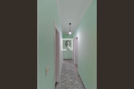 Casa à venda com 180m², 3 quartos e 4 vagasCorredor