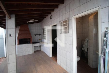 Casa à venda com 180m², 3 quartos e 4 vagasChurrasqueira