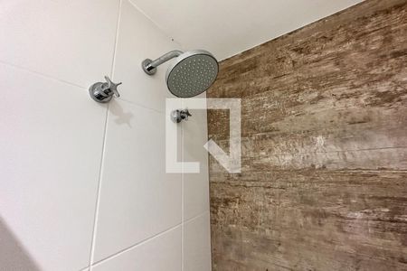 Apartamento à venda com 74m², 2 quartos e 2 vagasBanheiro Social