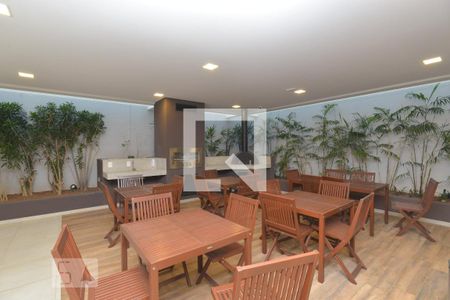 Apartamento à venda com 74m², 2 quartos e 2 vagasChurrasqueira