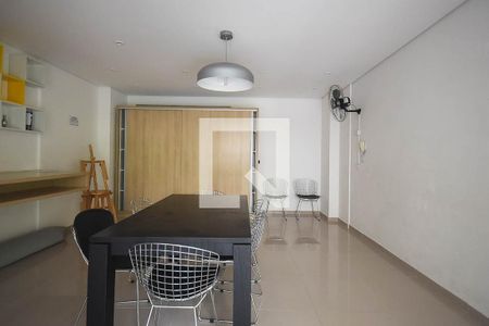 Apartamento para alugar com 32m², 1 quarto e 1 vaga Apartamento para alugar com 32m², 1 quarto e 1 vagaAteliê