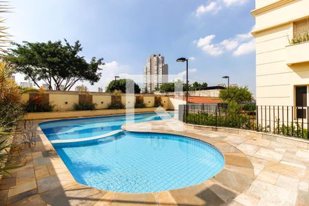Apartamento à venda com 90m², 3 quartos e 2 vagas Apartamento à venda com 90m², 3 quartos e 2 vagasÁrea comum - Piscina