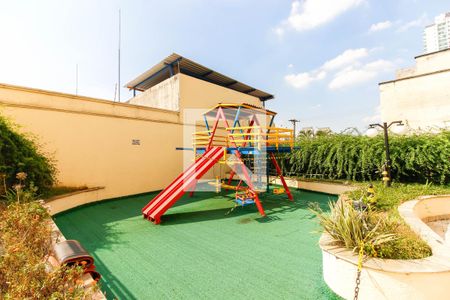 Apartamento à venda com 90m², 3 quartos e 2 vagas Apartamento à venda com 90m², 3 quartos e 2 vagasÁrea comum - Playground