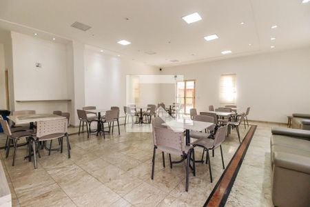 Apartamento à venda com 90m², 3 quartos e 2 vagas Apartamento à venda com 90m², 3 quartos e 2 vagasÁrea comum - Salão de festas