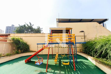 Apartamento à venda com 90m², 3 quartos e 2 vagas Apartamento à venda com 90m², 3 quartos e 2 vagasÁrea comum - Playground