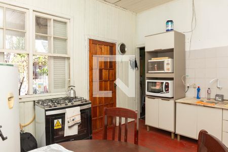 Casa à venda com 120m², 2 quartos e 3 vagas Casa à venda com 120m², 2 quartos e 3 vagasCozinha