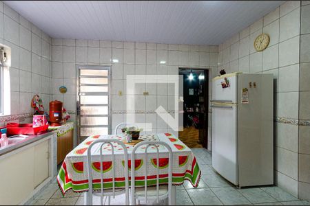 Casa à venda com 172m², 4 quartos e 4 vagasCozinha 1