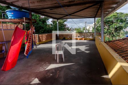 Casa à venda com 172m², 4 quartos e 4 vagasÁrea comum