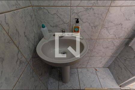 Casa à venda com 172m², 4 quartos e 4 vagasBanheiro 1