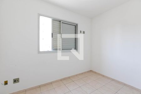 Quarto  de apartamento à venda com 1 quarto, 35m² em Vila Carmosina, São Paulo