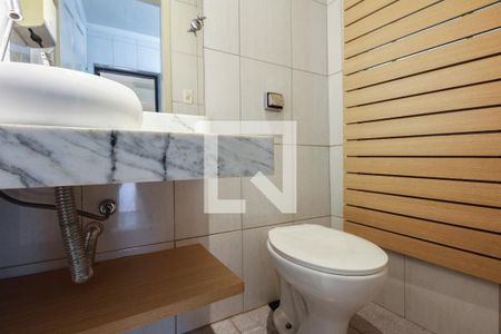 Casa à venda com 250m², 5 quartos e 2 vagasLavabo - Casa 01
