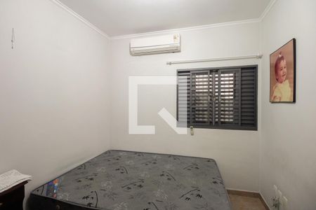 Casa à venda com 250m², 5 quartos e 2 vagasQuarto 2 - Casa 02