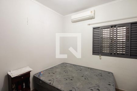 Casa à venda com 250m², 5 quartos e 2 vagasQuarto 2 - Casa 02