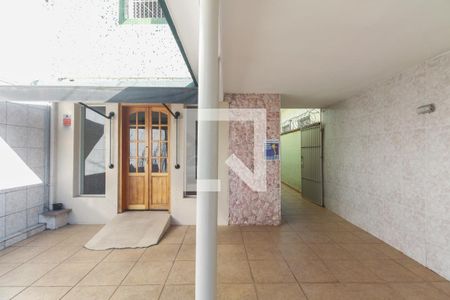 Casa à venda com 250m², 5 quartos e 2 vagasFachada 