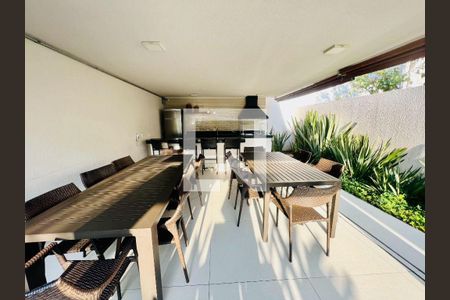 Apartamento à venda com 64m², 2 quartos e 1 vaga