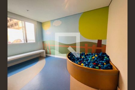 Apartamento à venda com 64m², 2 quartos e 1 vaga